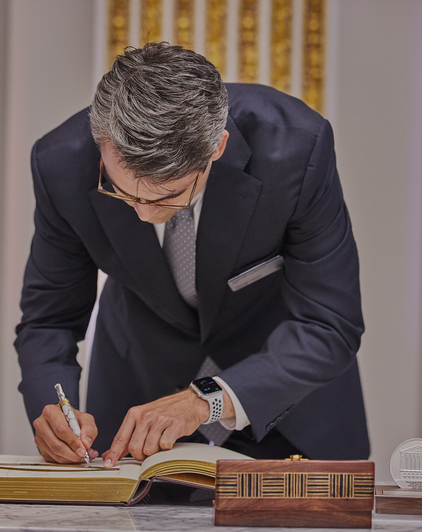 signing document